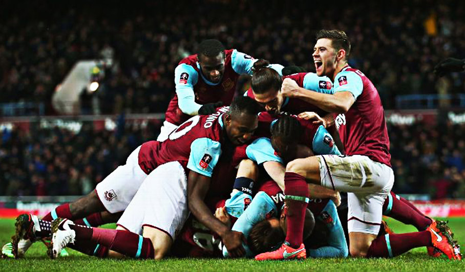 West Ham beat Liverpool